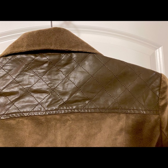 Jacket - Picture 3 of 4